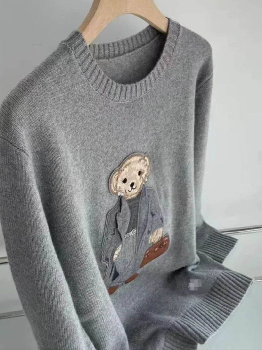 Women's Pullover Loose Fit O-Neck Bear Sweater