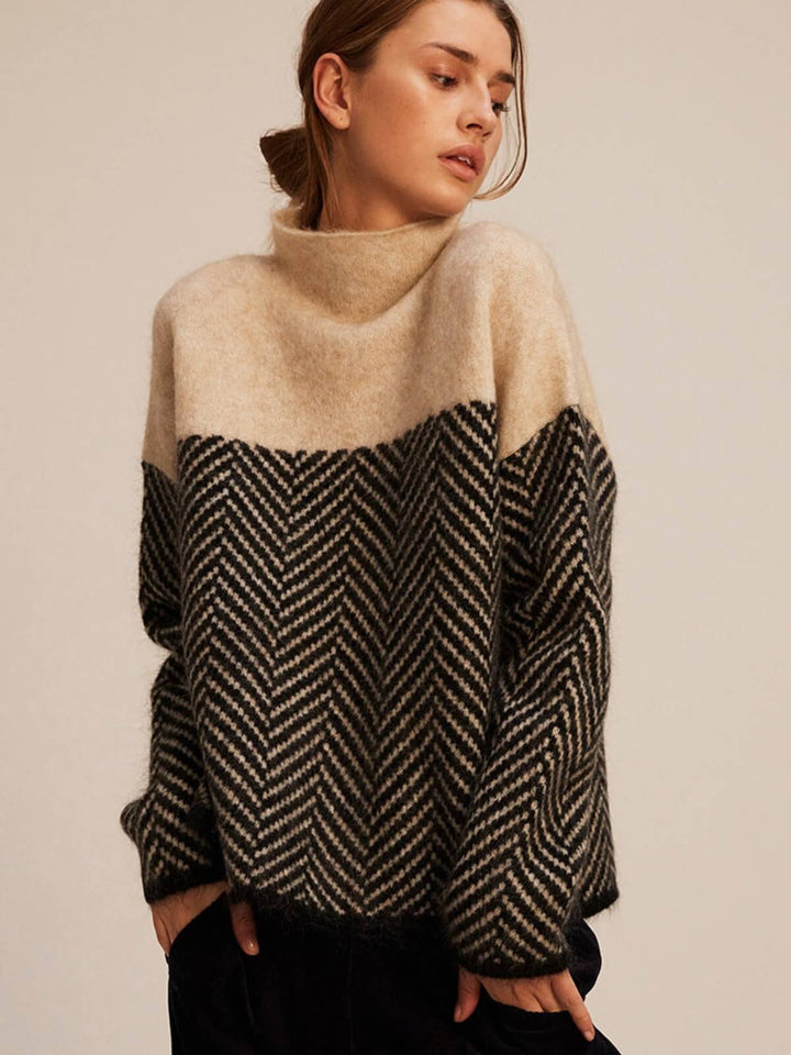 Fashionable Structure Turtleneck Sweater