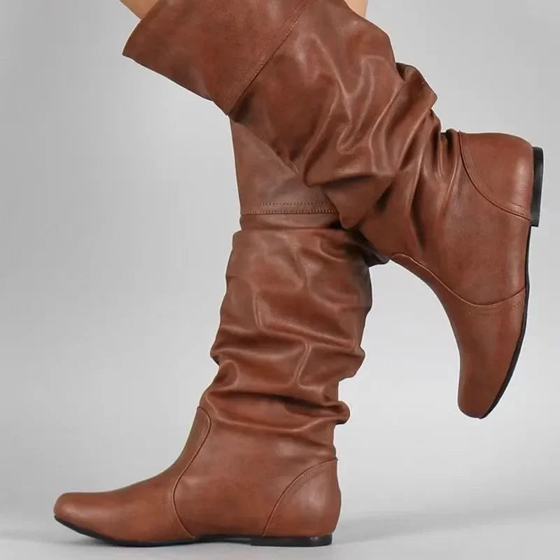 Ladies' Flat Middle Boots