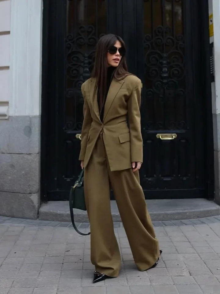 Women's Button-Up Jacket With High-Waisted Wide-Leg Pants Suit Set